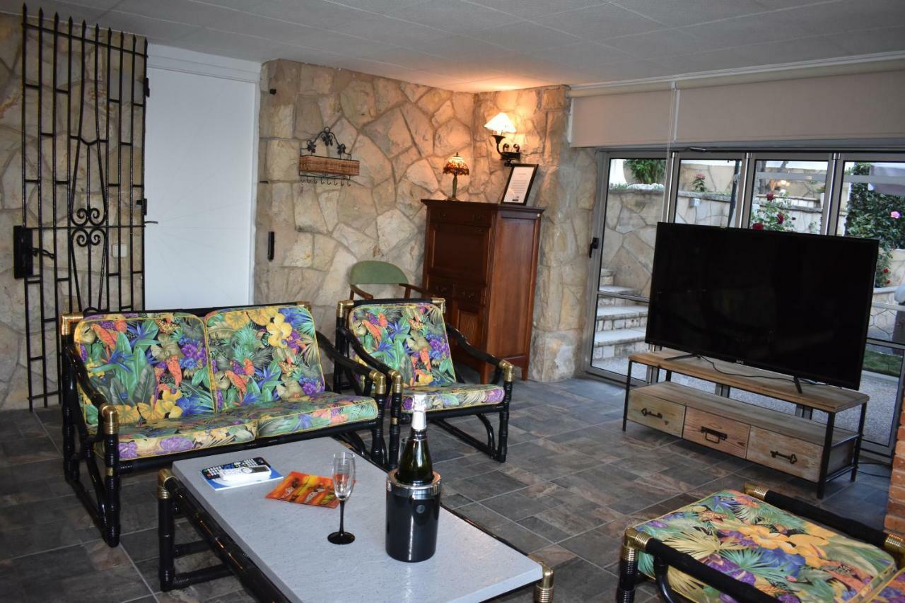 טראגונה Villa Garden מראה חיצוני תמונה